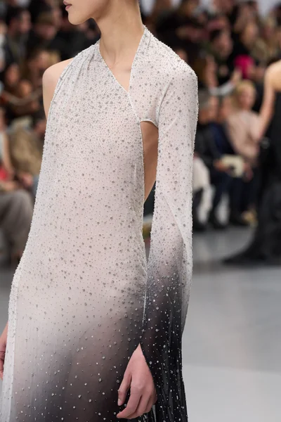 Look 84